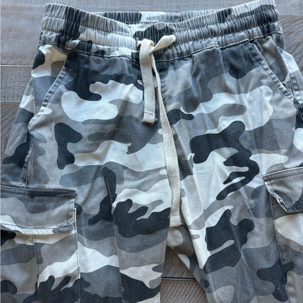 Streetwear Society Camo Joggers
